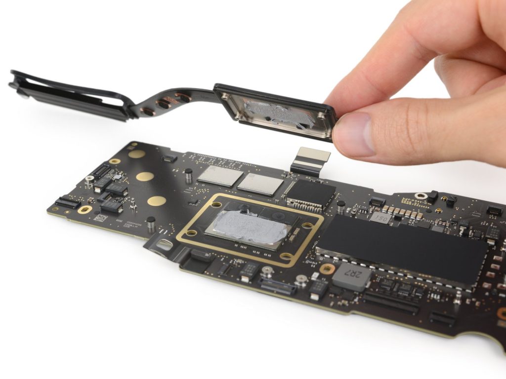 MacBook Pro M1 13 Logic Board Heat Sync Removal