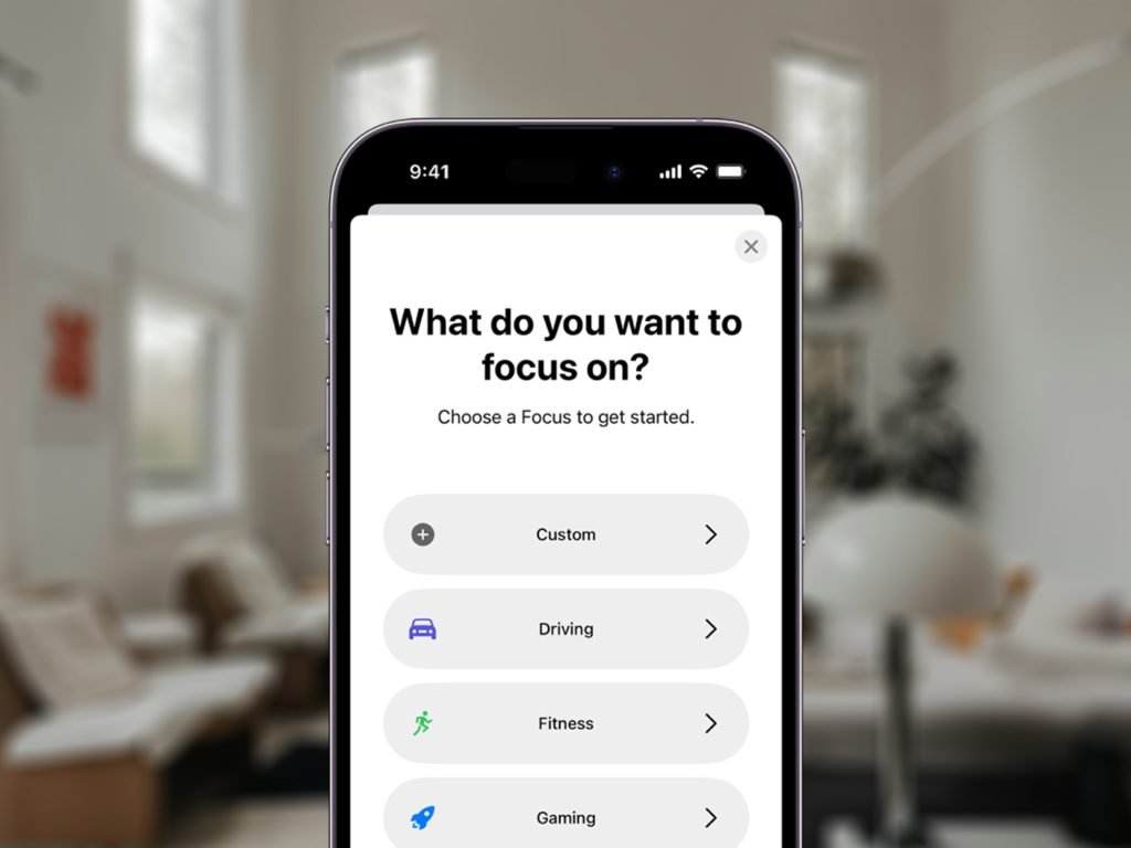 Choosing A New Focus Mode On iPhone 15 Pro
